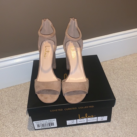 Sandals - Picture 2 of 5